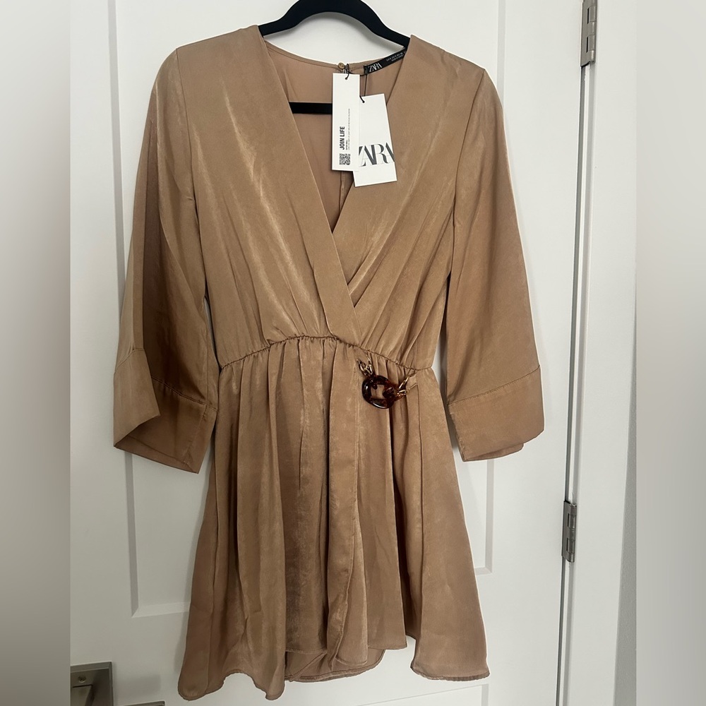 Zara Tan jumper